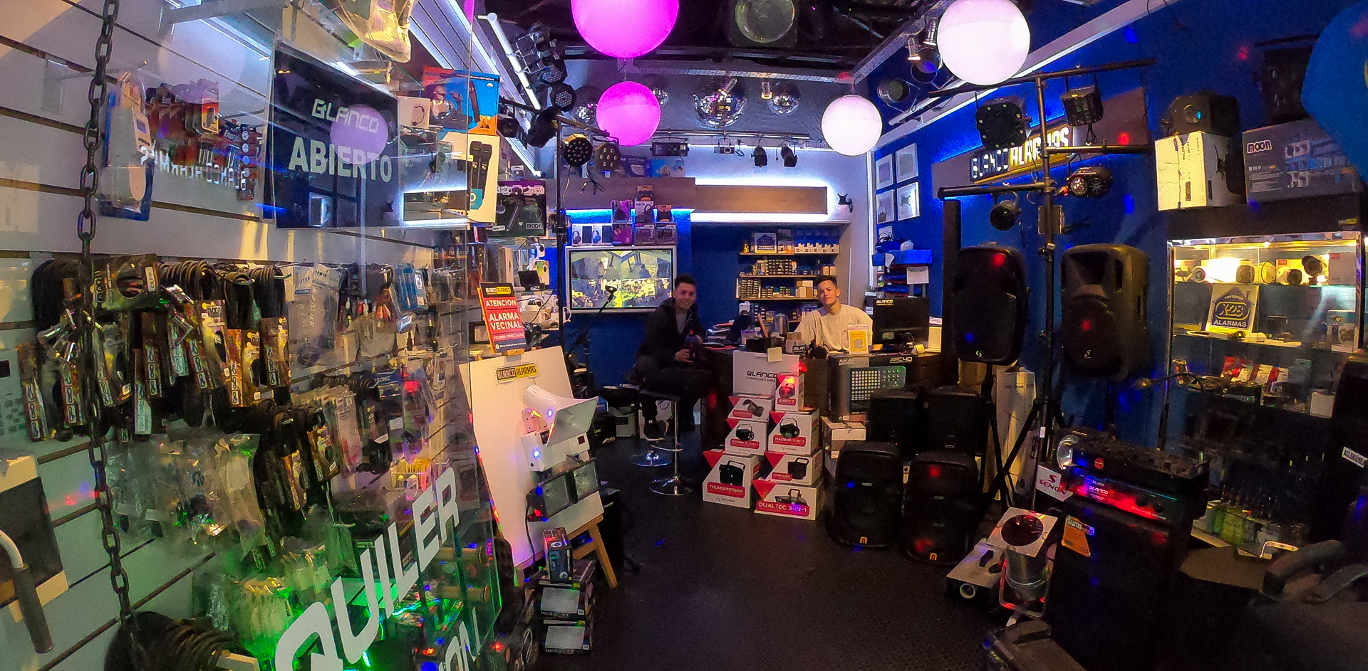 ILUMINACIÓN, SONIDO Y PANTALLAS LED